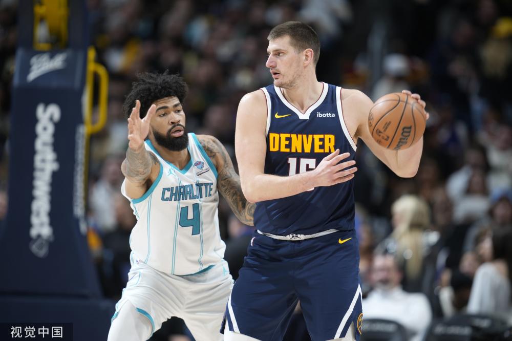 两支球队的 两支球队的